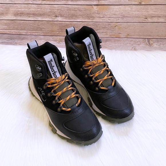 Timberland Men’s Garrison Trail Waterproof Mid Hiker - Picture 4 of 7
